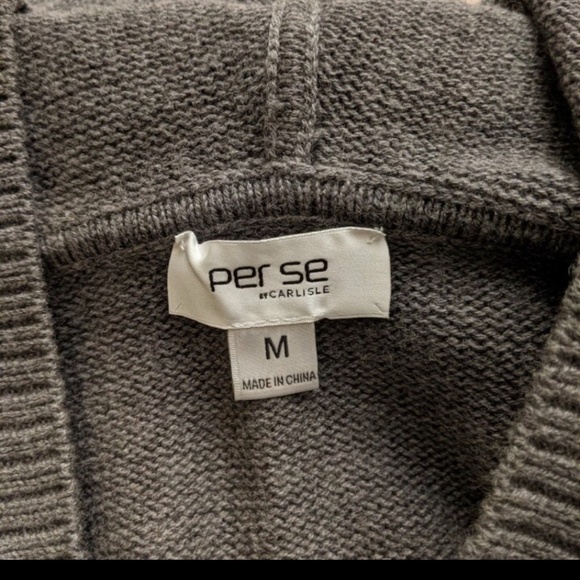 PerSe by Carlisle cashmere sweater with hood - Picture 3 of 5